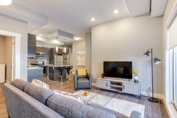 Edmonton Furnished Condo Rental in Old Strathcona - Modern Build In Amazing Location Right off Whyte Ave! - Photo 1