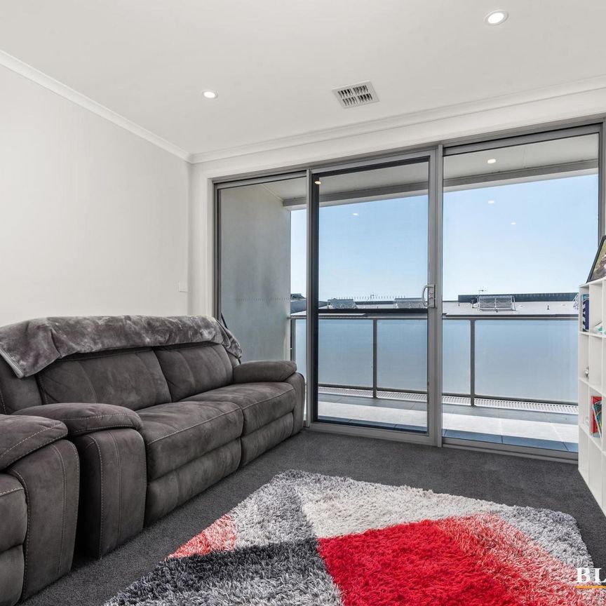 32 Chanter Terrace, Coombs ACT 2611 - Townhouse For Rent | Domain - Photo 1