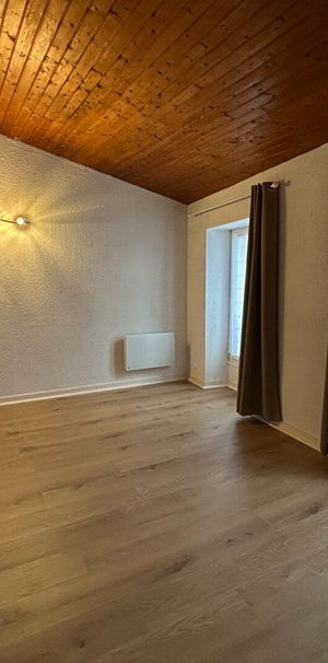 Location appartement 1 pièce, 28.20m², Jonzac - Photo 1