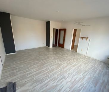 Gut geschnittene 3-Zimmerwohnung mit sanierten Badezimmer zu vermieten - Photo 3