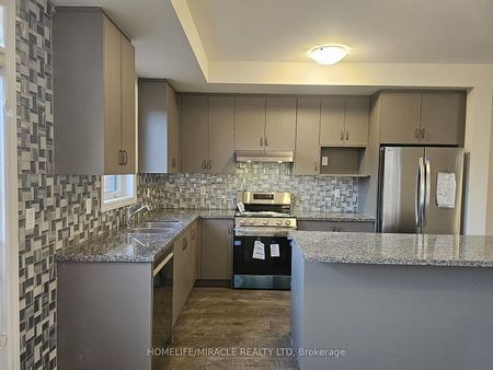 For Lease - 2074 Coppenwood Common, Burlington, Ontario - Photo 4