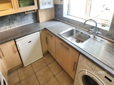 2 bedroom house to rent Somerville, Werrington, PE4 - Photo 3