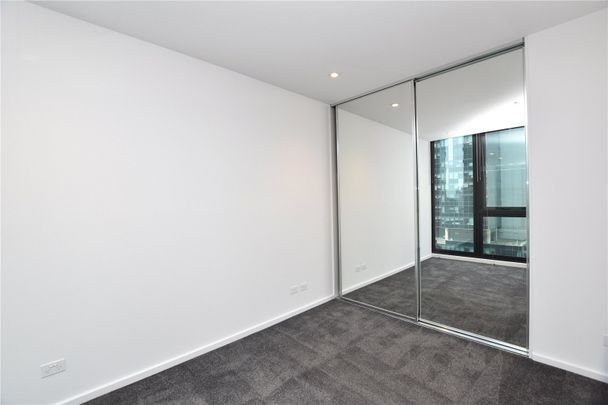 3203/151 City Road - Photo 1