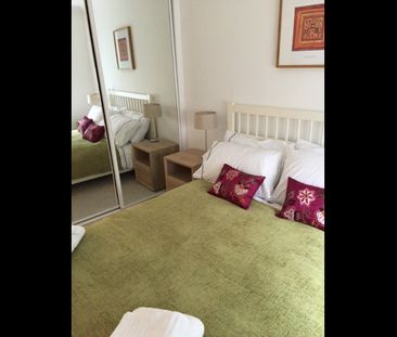 1 Bed Flat, Hamilton Drive, G12 - Photo 6