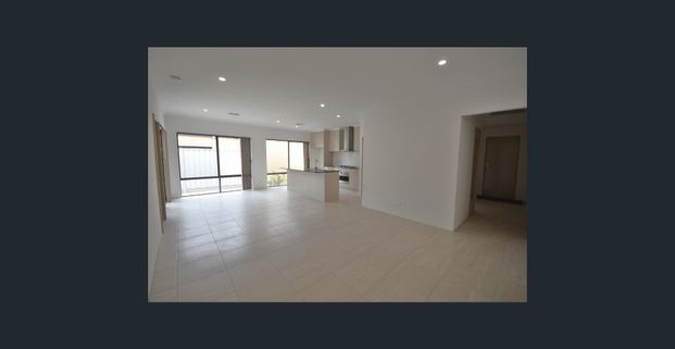 STUNNING BRAND NEW 4x2x2 FAMILY HOME - Photo 1