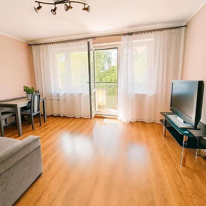 Obok PUM|Balkon|2pokoje |42 m2|Ogrzewanie miejskie – zdjęcie 1