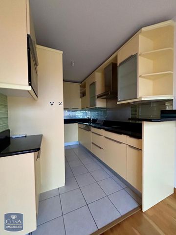 Location Appartement 4 pièces 90m² LUNERAY 76810 - Photo 2