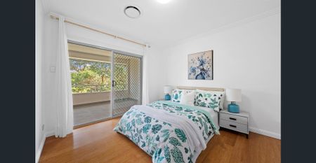 Spacious Family Duplex in Prime Bankstown Location - Photo 2