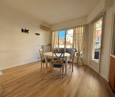 NICE CARRAS - STUDIO MEUBLE AVEC CHAMBRE - BALCON. - Photo 1