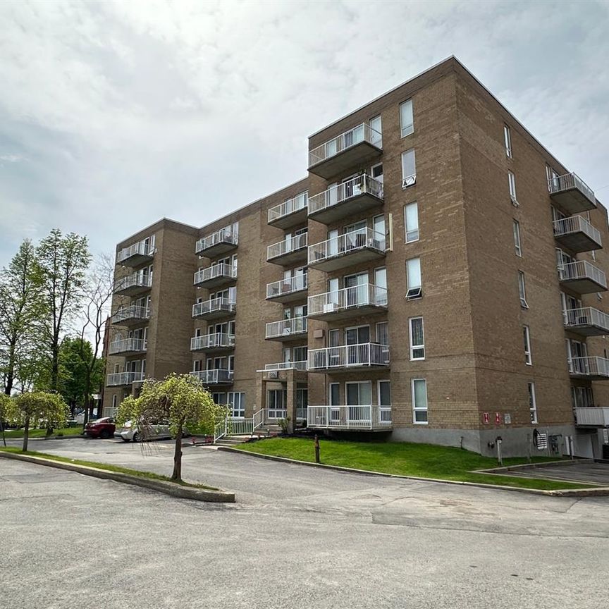 Appartement Montréal (Anjou) � Louer - Photo 1