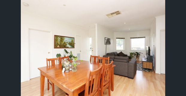 Comfortable and Convenient Single Level Living - Photo 1