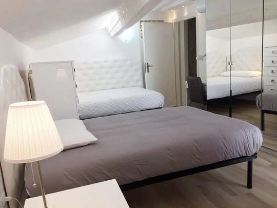 Via Camillo Benso di Cavour, Florence, Tuscany 50121 - Photo 1