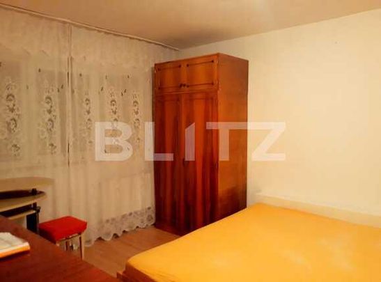Garsoniera, decomandata, 28 mp, Pet Friendly, zona strazii Barsei - Fotografie 1