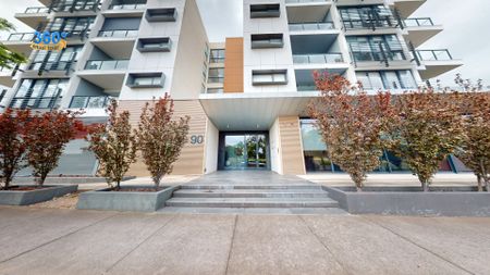 Urban Ease Meets Riverside Lifestyle - Photo 5