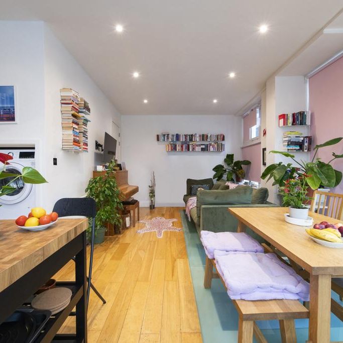 2 bedroom maisonette to rent - Photo 1