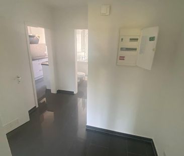 2,5 Zimmet inkl. Kompletter Küche Spül-und Waschmaschine, Balkon - Photo 1
