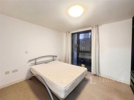 1 bedroom flat to rent - Photo 4