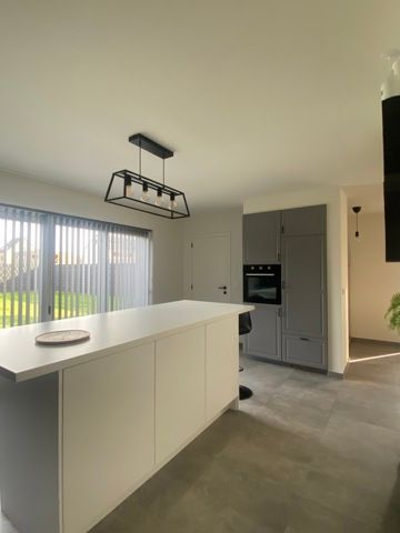 Ruime halfopen gezinswoning met 3 slaapkamers - Photo 5