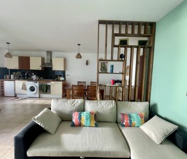 Location Appartement 2 pièces 49m² LA POSSESSION 97419 - Photo 2