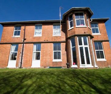 Superior Ensuite - Photo 1