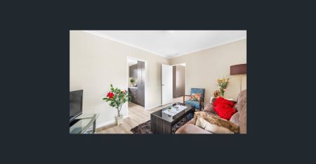 Impeccable Style in a Premier Location - Photo 4