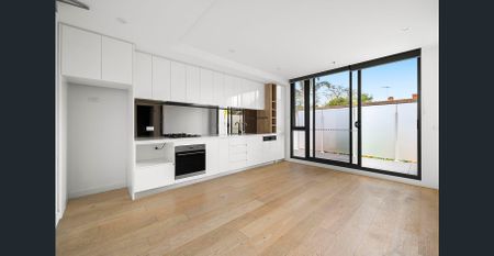 Stylish, Boutique Apartment - Photo 3