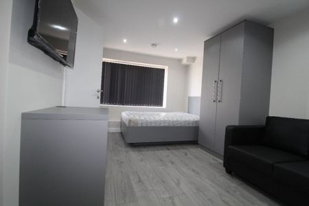 Market Street West Flat, PRESTON, Lancashire PR1 2HB - Photo 4