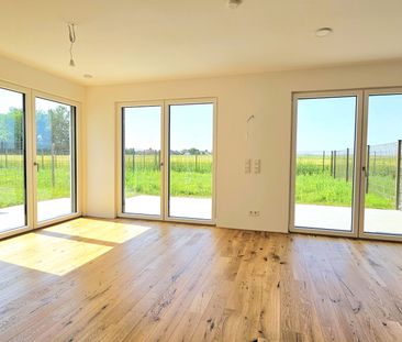 Mietkauf: Exklusive große Doppelhaushälfte auf Eckgrundstück - Mode... - Photo 2