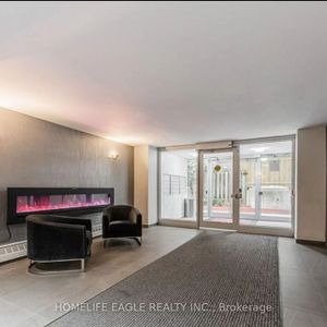For Lease - 25 Bedford Road Unit# 607, Toronto, Ontario - Photo 2
