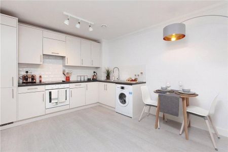 1 bedroom flat to rent - Photo 3