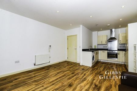 1 bedroom flat to rent - Photo 2