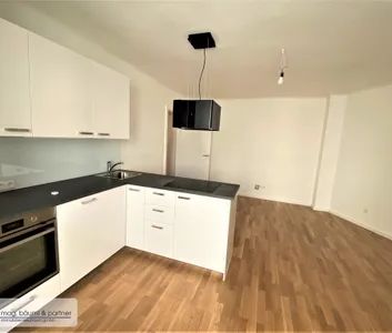 moderne 2 Zimmer mit Balkon - Photo 1