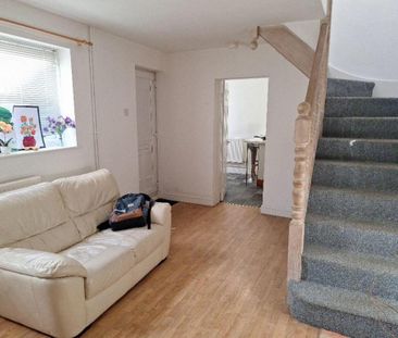 2 bedroom house to rent - Photo 1
