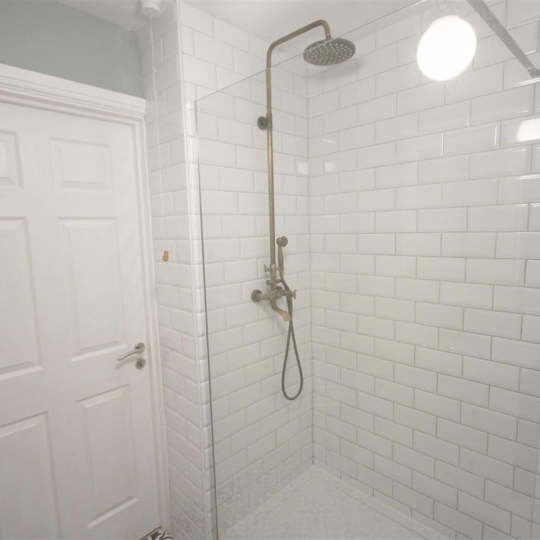2 Bedroom Flat/Apartment To Let - Photo 1