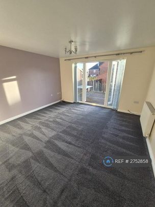 4 bedroom terraced house to rent - Photo 1