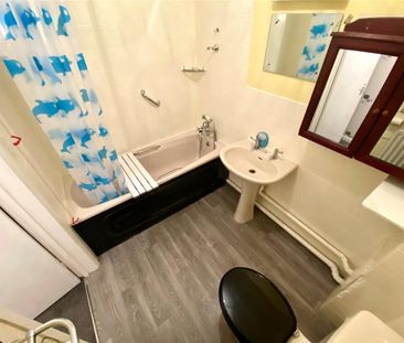 1 bedroom property to rent - Photo 3