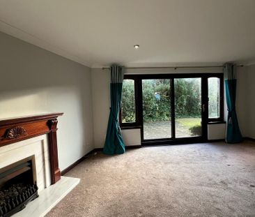 5 bedroom detached house to rent - Photo 3