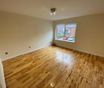 Apt6, Church View Mews, Holywood, BT18 9EF - Photo 3