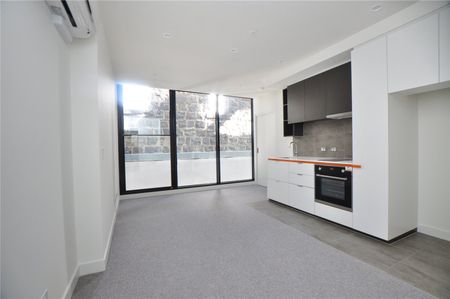 304/28-44 Bouverie Street - Photo 2