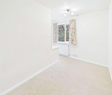 Beswick Gardens, Bracknell, Berkshire, RG12 - Photo 3