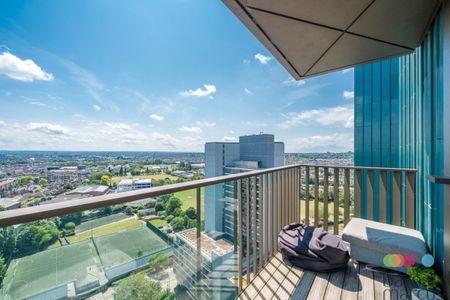 Mapleton Crescent - Photo 2