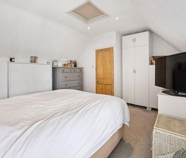 3 bedroom apartment to rent - Photo 3