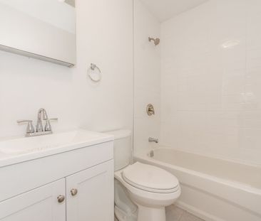 For Lease - 942 St Clair Avenue Unit# 2, Toronto, Ontario - Photo 3