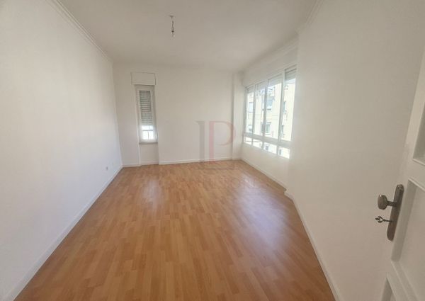Apartamento T3 em Lisboa