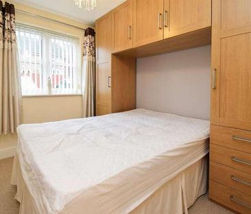 Royal Troon Drive, Wakefield, WF1 - Photo 4