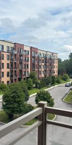 GRATUIT SEPTEMBRE ! Superbe condo 4½ – 2 chambres -2 salles de bains- w stationnements-Disponible maintenant - Photo 3