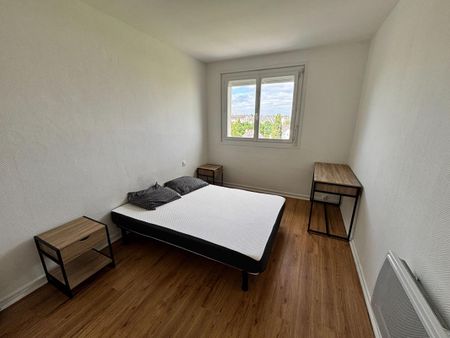 Location Appartement 4 pièces Meublé 65m² ST BRIEUC 22000 - Photo 2