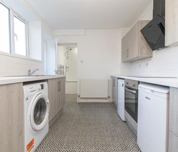 1 bedroom ground floor flat to rent - Photo 5