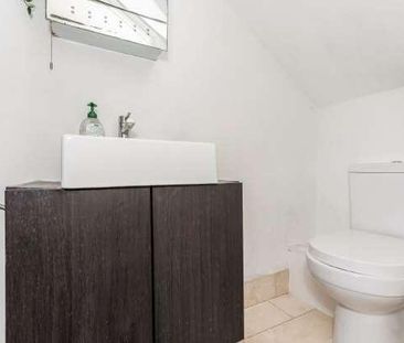 Norwood Road, London, SE24 - Photo 1