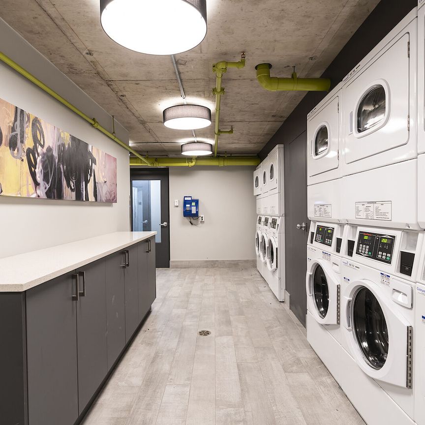 2121 rue Saint-Mathieu, Montréal, QC - Photo 1
